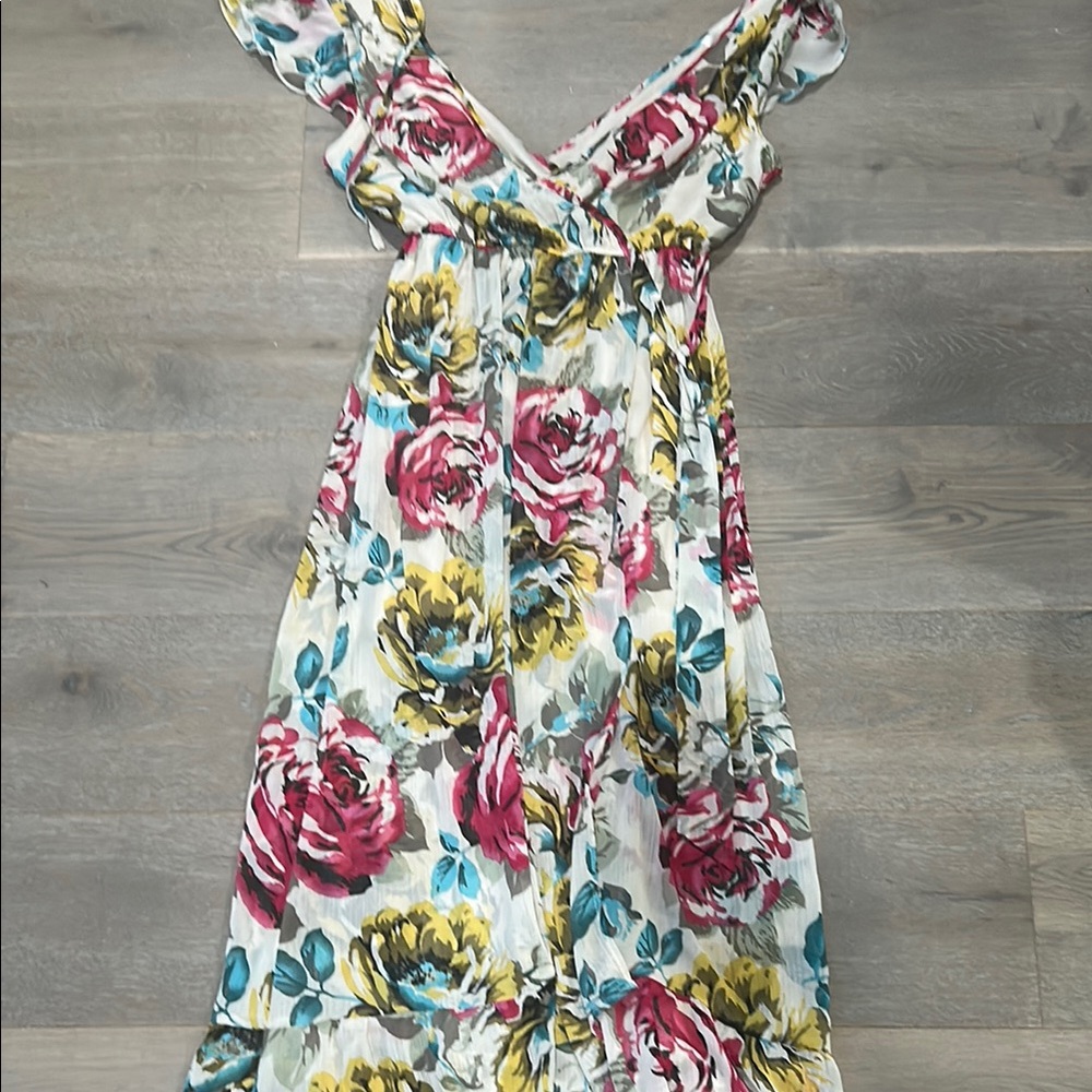 Floral V-Neck Maxi Dress